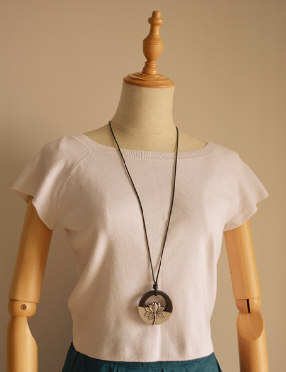 Vintage Ethnic Style Women's Long Necklace with Lotus Design